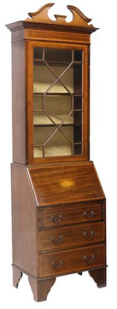 GEORGIAN STYLE INLAID MAHOGANY