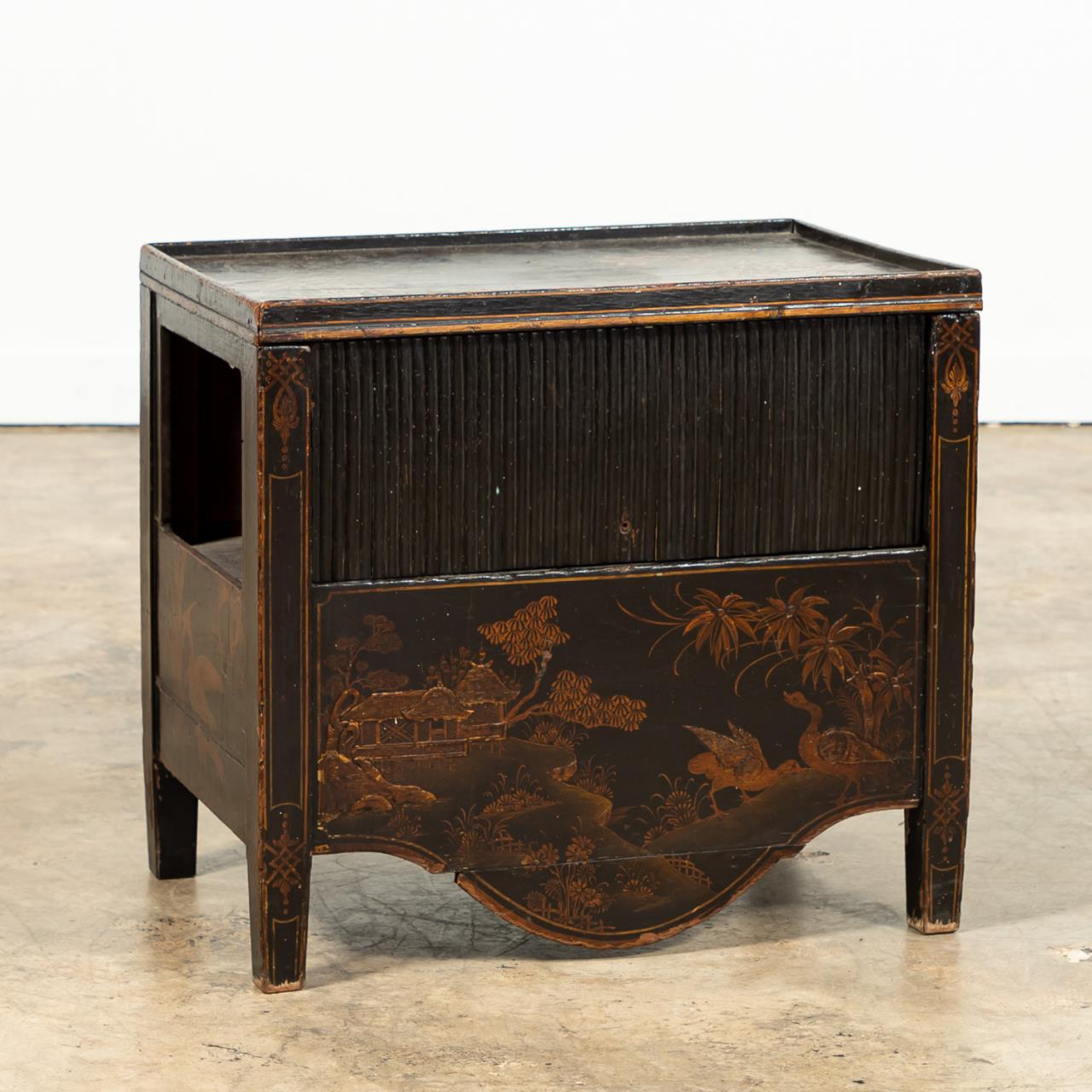 GEORGIAN STYLE JAPANNED COMMODE