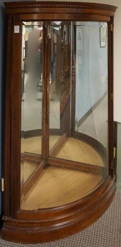 GEORGIAN STYLE MAHOGANY BOW-FR