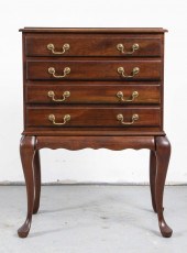 GEORGIAN STYLE MAHOGANY CUTLER