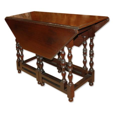 Georgian Style Mahogany Drop-Leaf