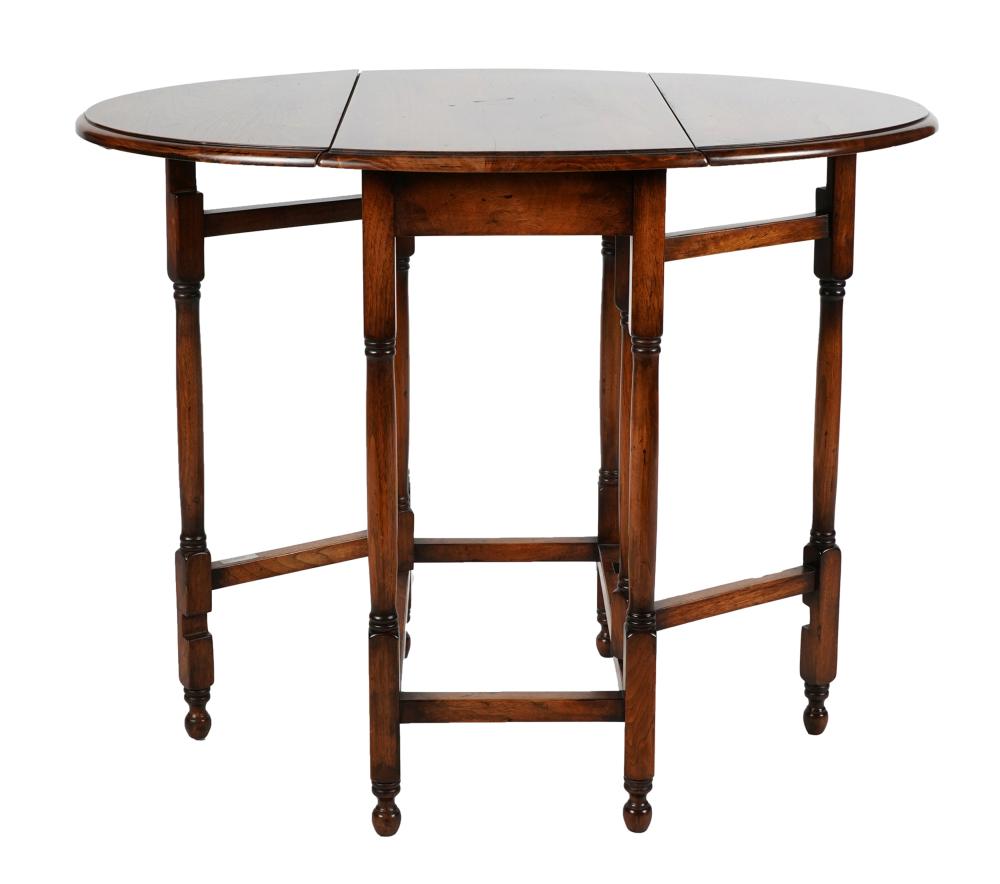 GEORGIAN-STYLE MAHOGANY GATELEG END