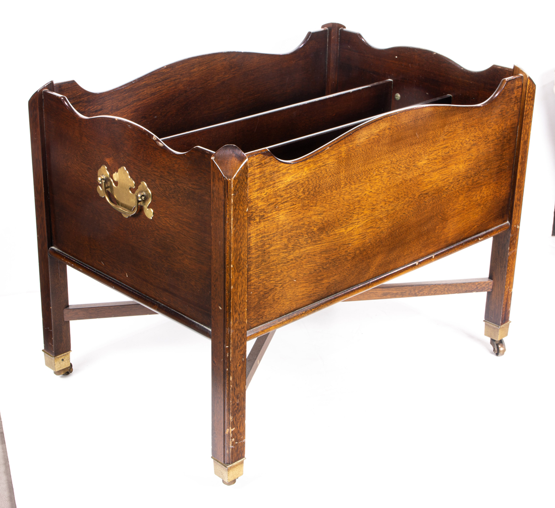GEORGIAN STYLE MAHOGANY MAGAZINE