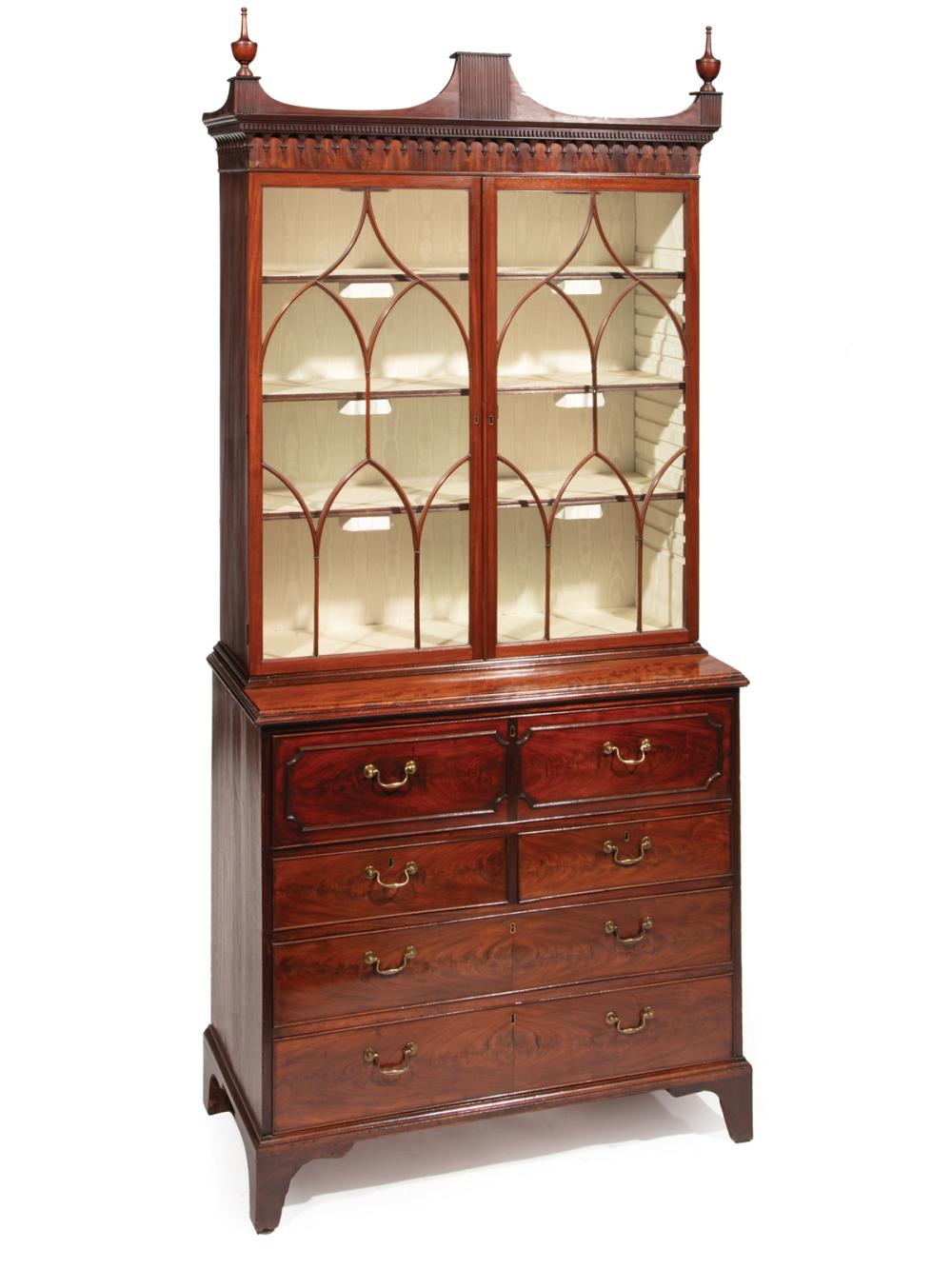 GEORGIAN-STYLE MAHOGANY SECRETARY