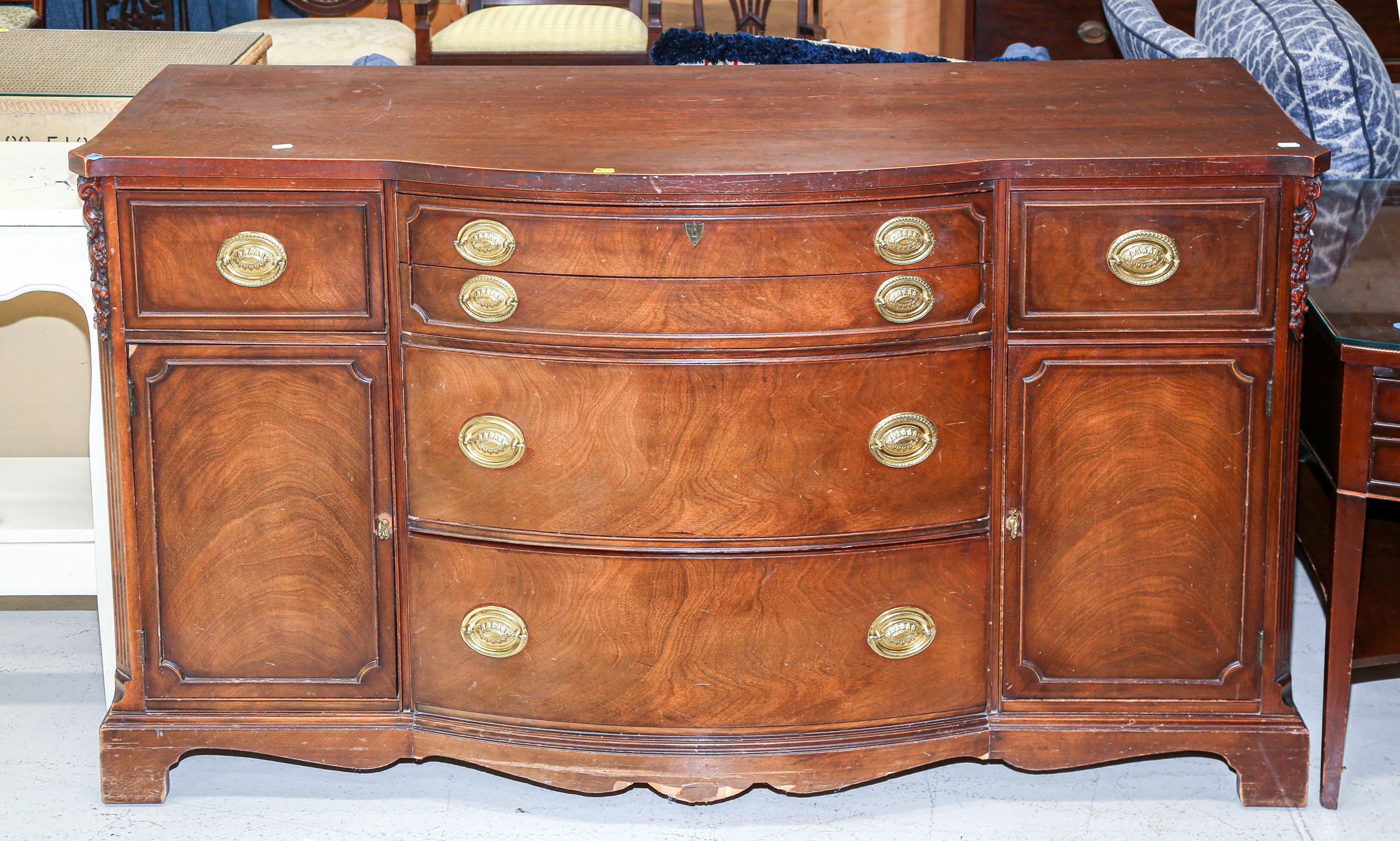 GEORGIAN STYLE MAHOGANY SIDEBOARD