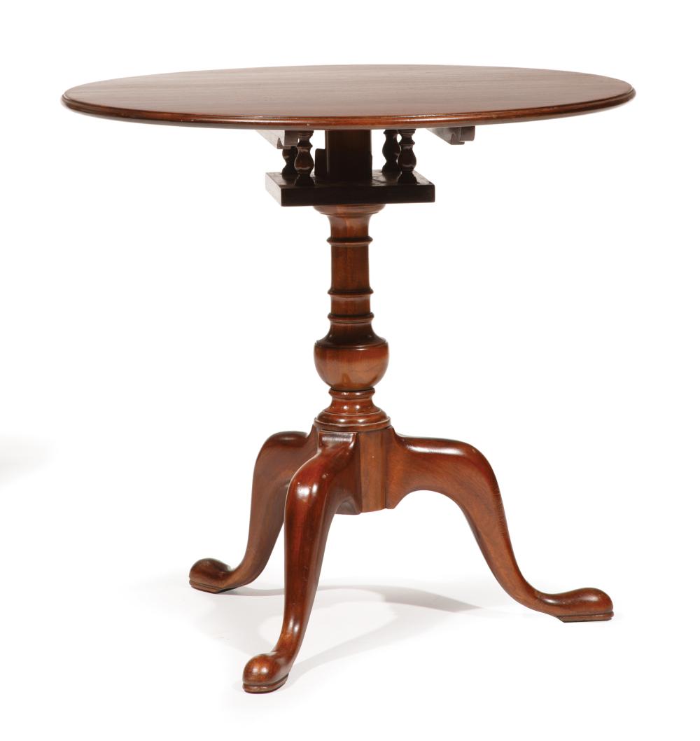 GEORGIAN-STYLE MAHOGANY TILT-TOP