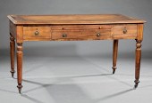 GEORGIAN-STYLE MAHOGANY WRITIN