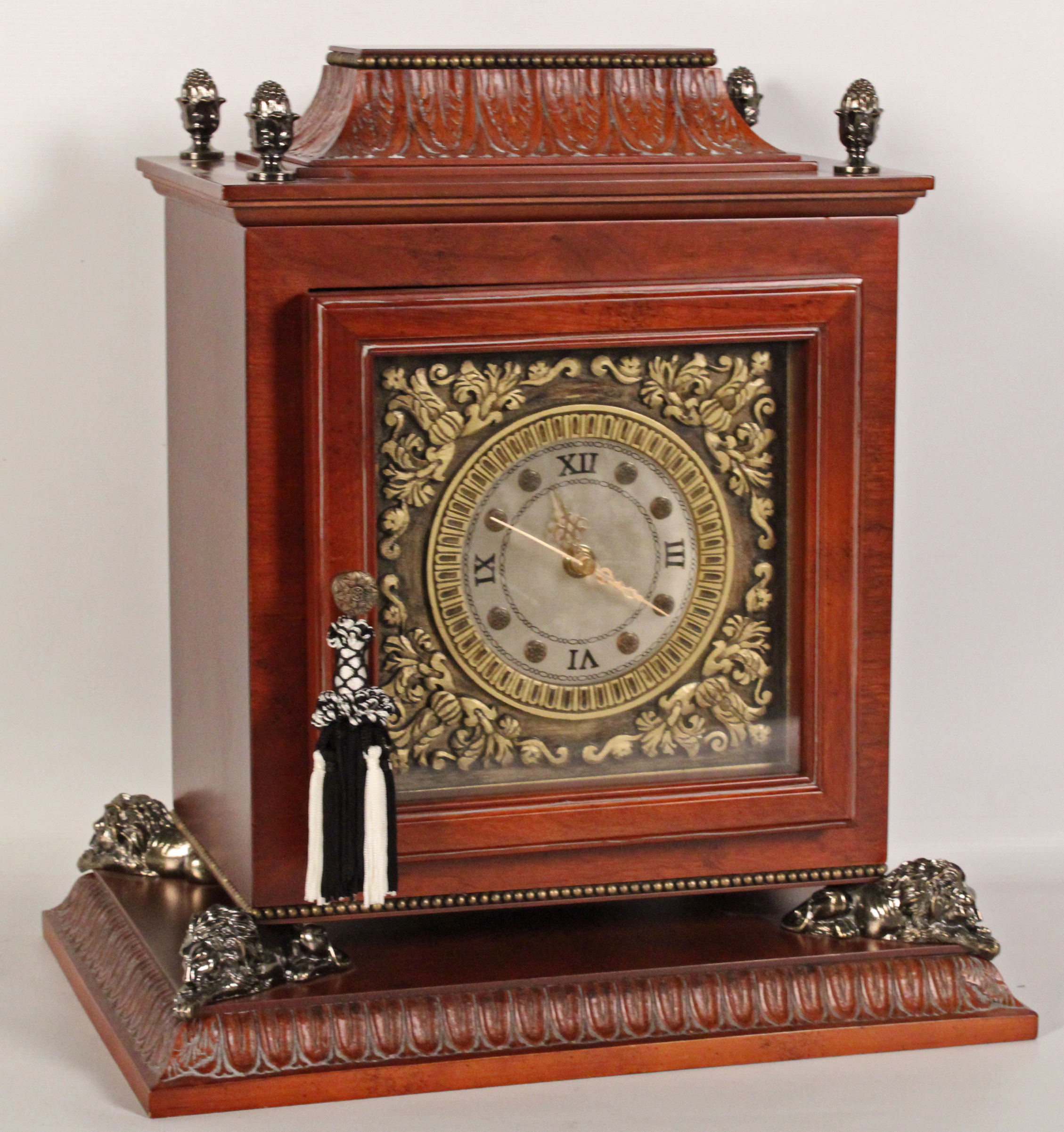 GEORGIAN STYLE MANTEL CLOCK