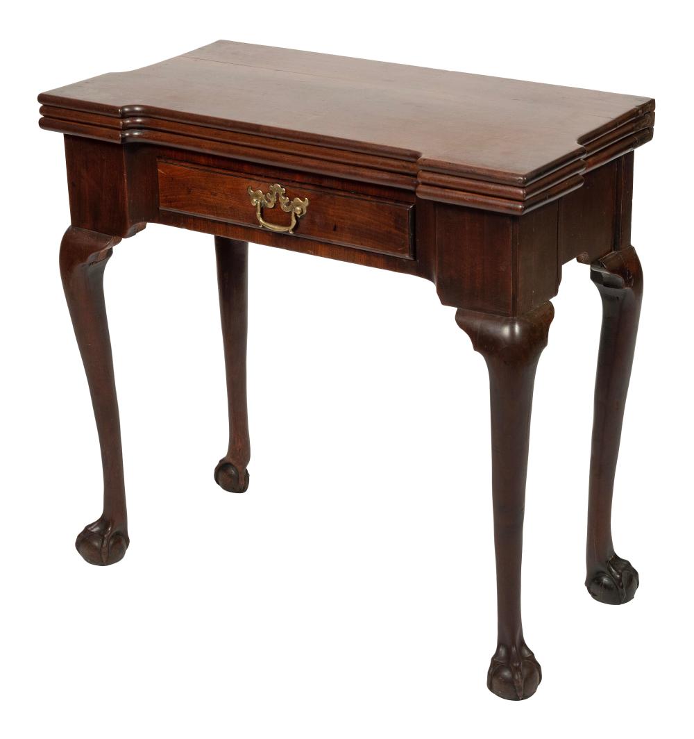 GEORGIAN TRIPLE-TOP CARD TABLE 18TH
