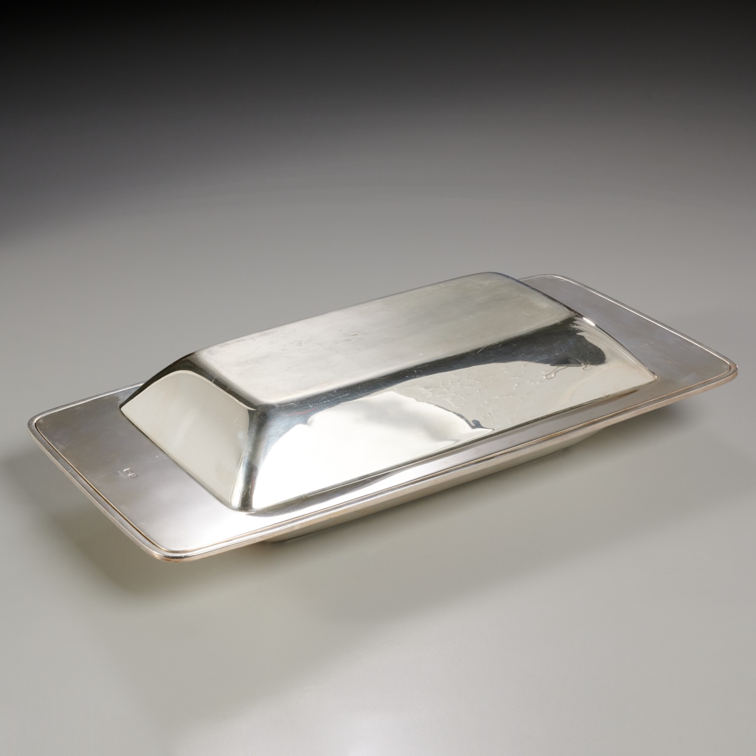 GERALD BENNEY, SILVER LIDDED