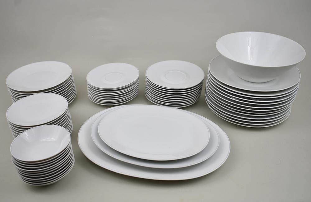 GERMAN APPLE GREEN & GILT 91 PC