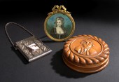 German Carved Lindenwood Snuff