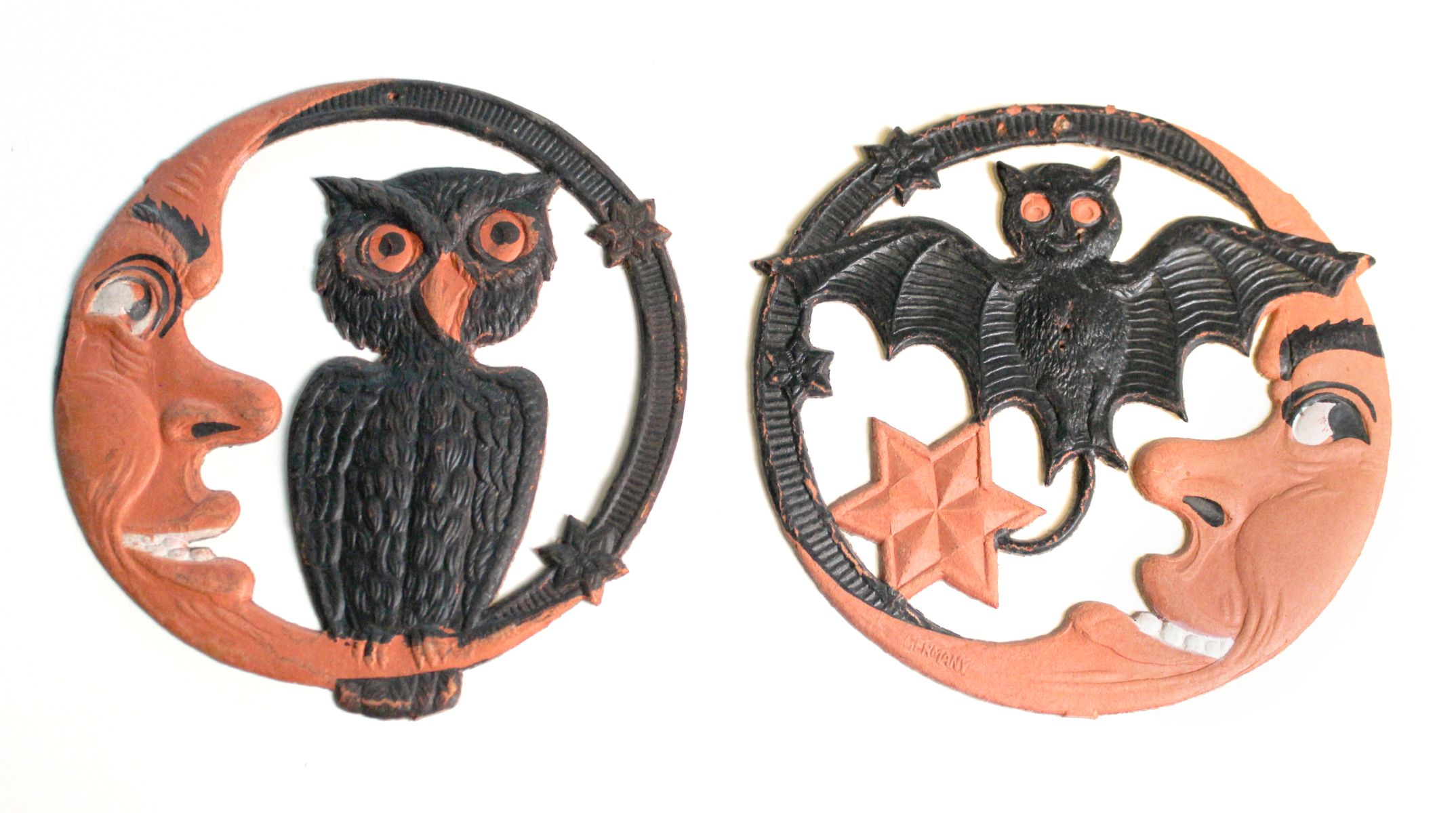 GERMAN DIE-CUT EMBOSSED HALLOWEEN