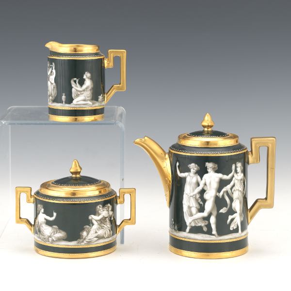 GERMAN DRESDEN THREE PIECE