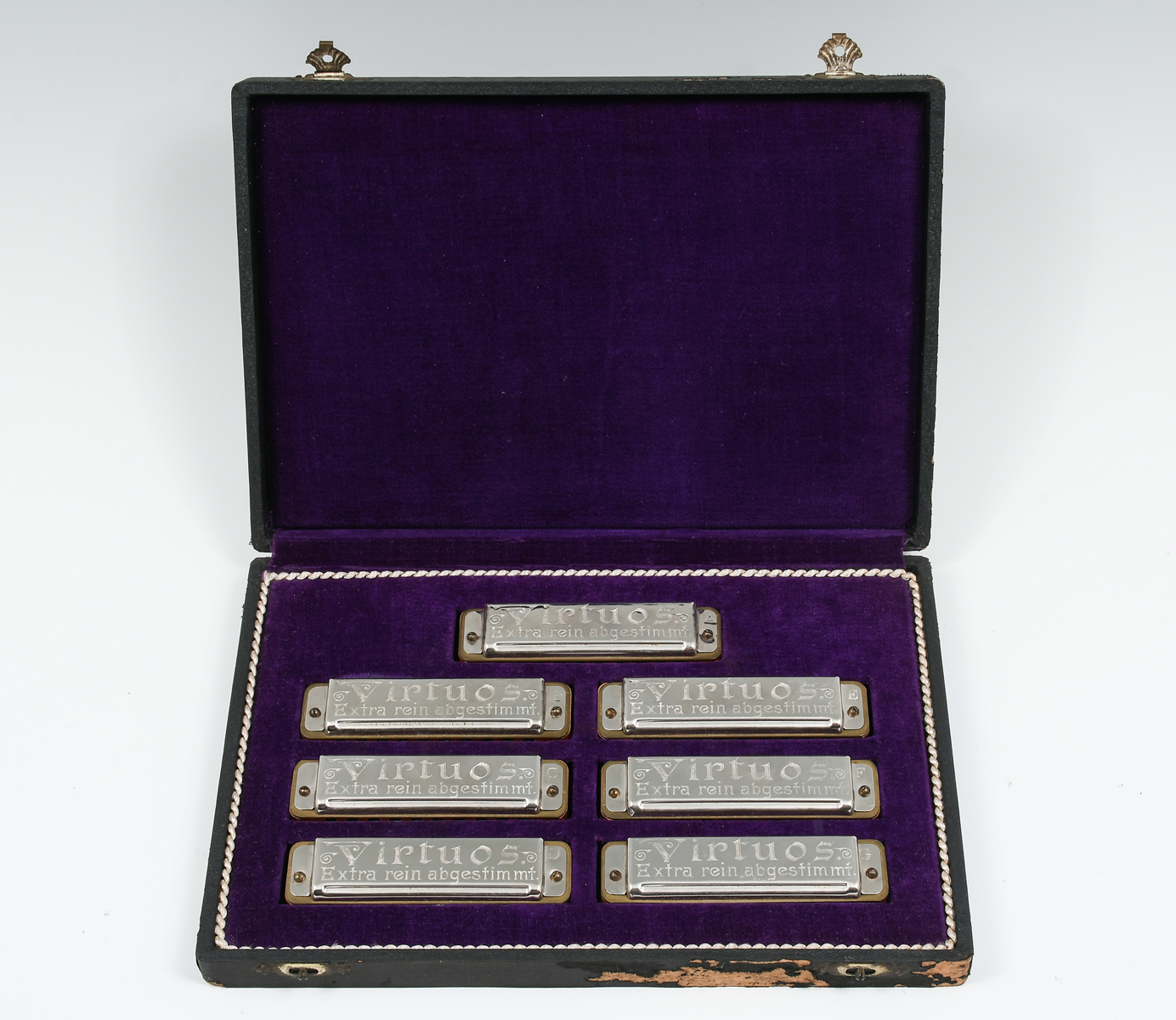 GERMAN HOHNER 7 PC. HARMONICA BOXED
