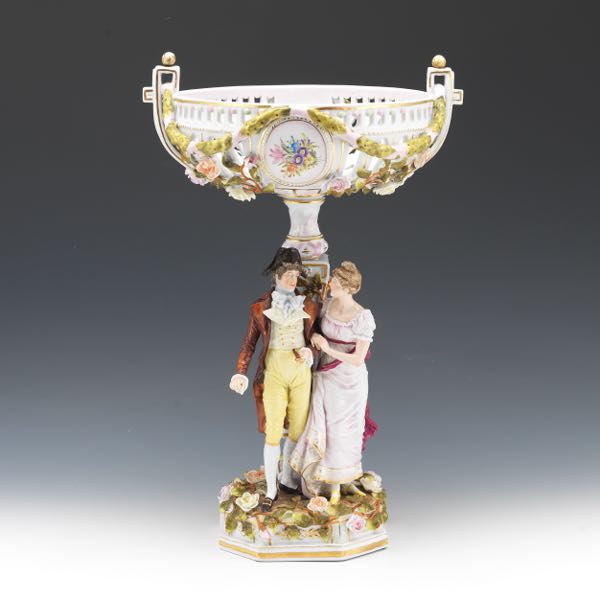 GERMAN PALATIAL PORCELAIN HAND