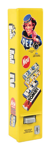 GERMAN PEZ WALLMOUNT VENDING M