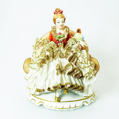 GERMAN PORCELAIN FIGURINE, WOMAN