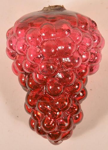 GERMAN RED GLASS CLUSTER OF