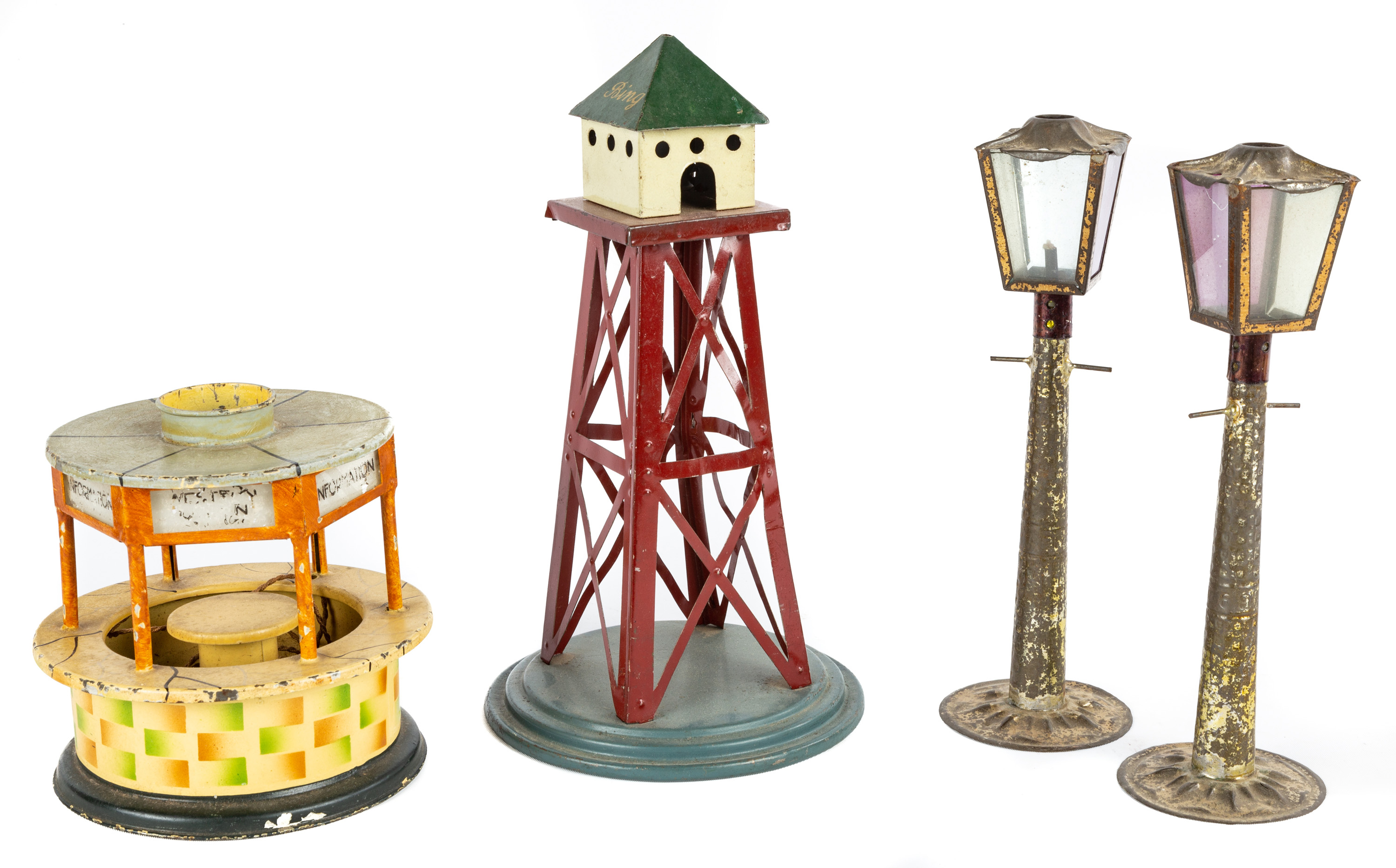 GERMAN TIN TRAIN ACCESSORIES
