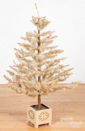 GERMAN WHITE FEATHER TREEGerma