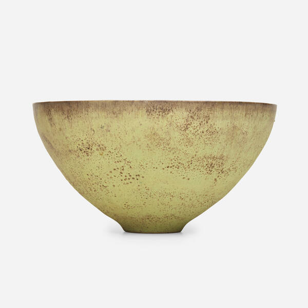 Gertrud and Otto Natzler. bowl.