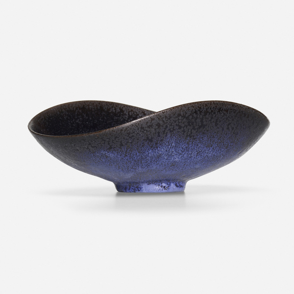 Gertrud and Otto Natzler. Folded