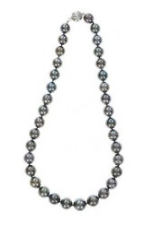 GIA SCARCE BLACK TAHITIAN PEAR