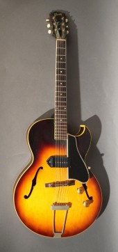 GIBSON ES-225T ‘SUNBURST’ GUIT