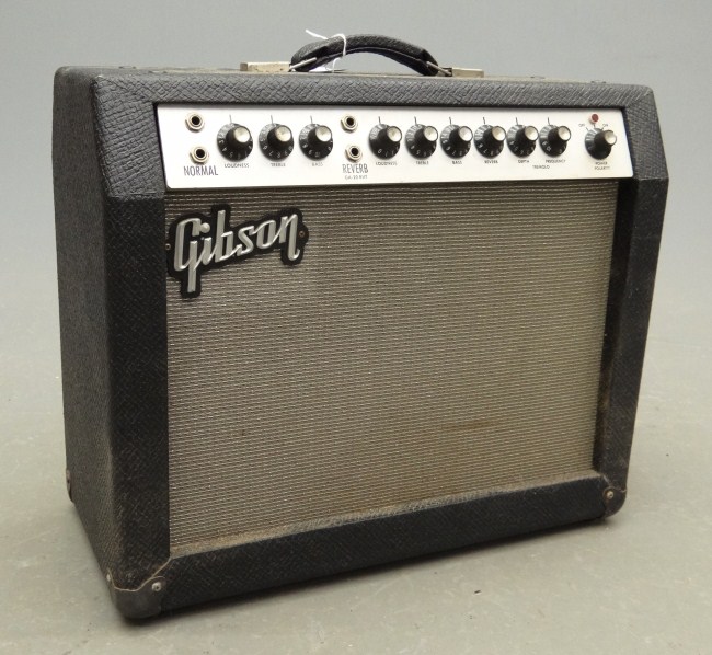 Gibson GA-20 RVT amplifier. Working