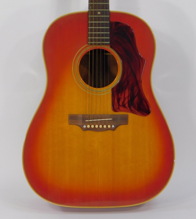 GIBSON J45 ADJ CHERRY SUNBURST