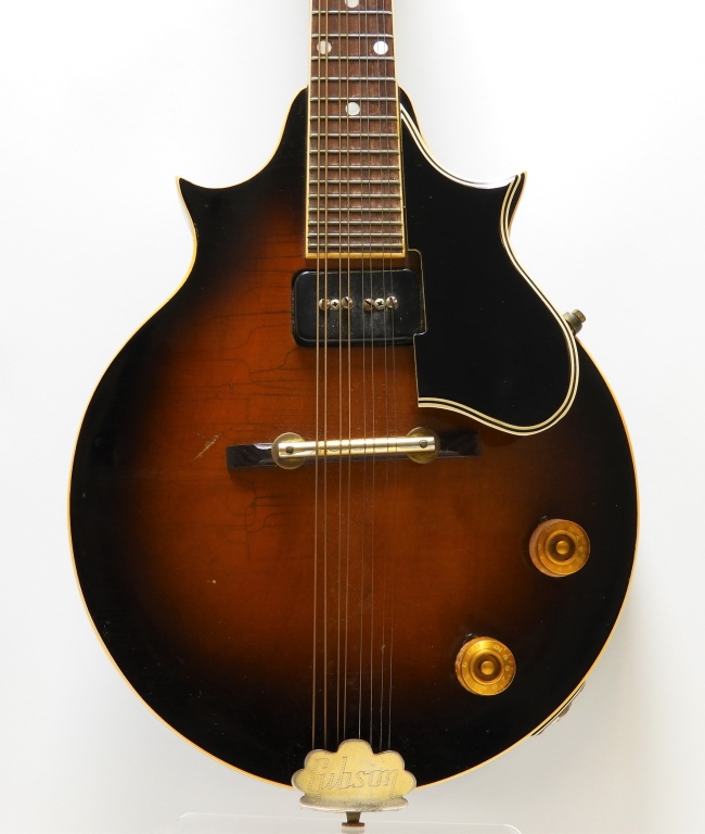 GIBSON MODEL EM 200 MANDOLIN