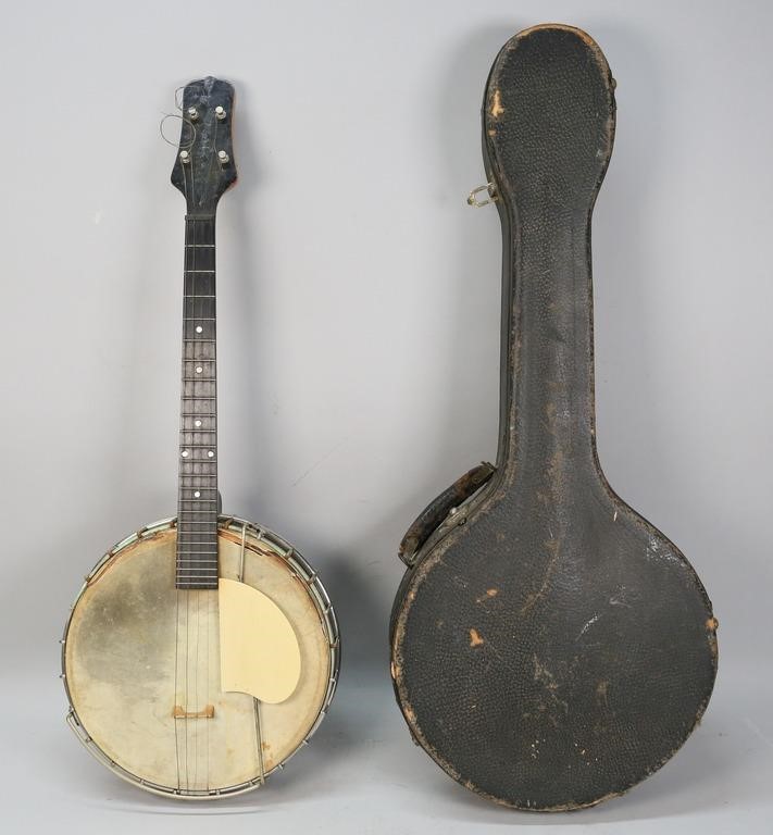 GIBSON SMALL TENOR BANJOGibson