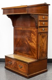 GILLOWS MANNER MAHOGANY DAVENP