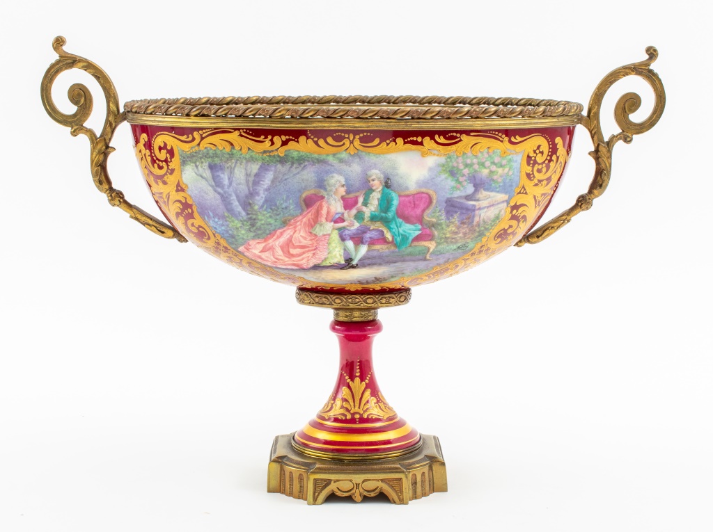 GILLY SIGNED FRENCH ORMOLU