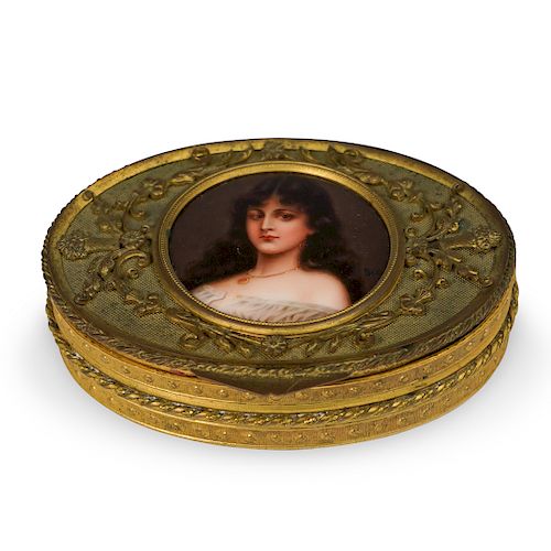 GILT DORE BRONZE PORTRAIT PLAQUE