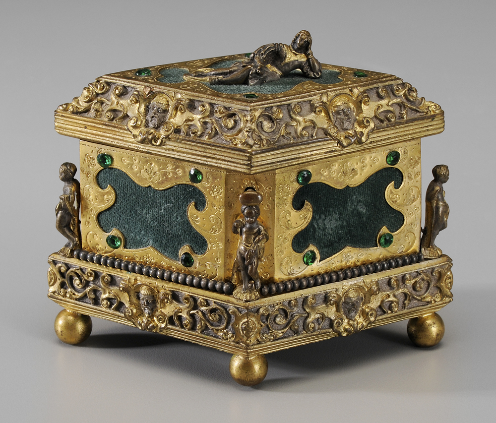 Gilt Metal Jewelry Cask