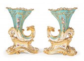 GILT PARIS PORCELAIN RHYTON GA