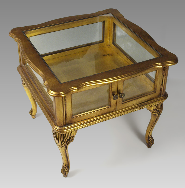 GILT WOOD CURIO DISPLAY TABLE: