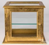 GILTWOOD COUNTERTOP SHOWCASE,