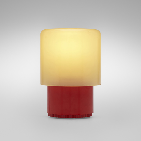 Giotto Stoppino. Tic Tac table