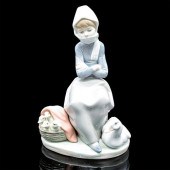 GIRL W/DUCKS 1001267 - LLADRO