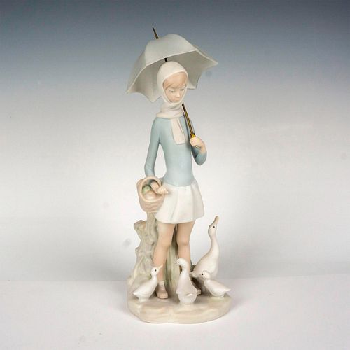 GIRL WITH DUCKS - LLADRO