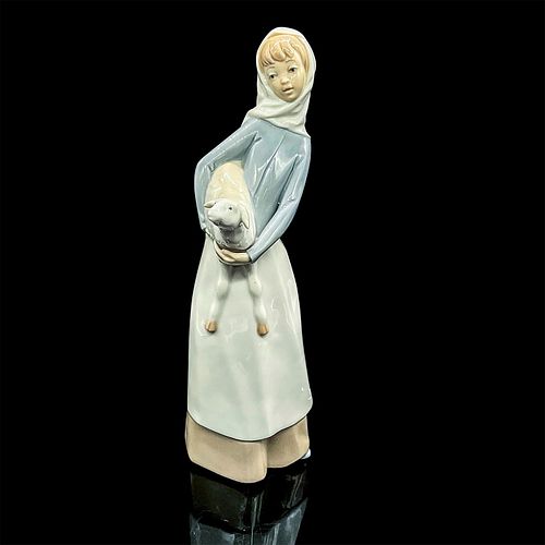 GIRL WITH LAMB 1004584 - LLADRO