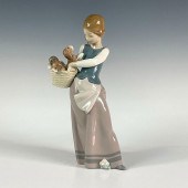 GIRL WITH PUPPIES 1001311 - LL