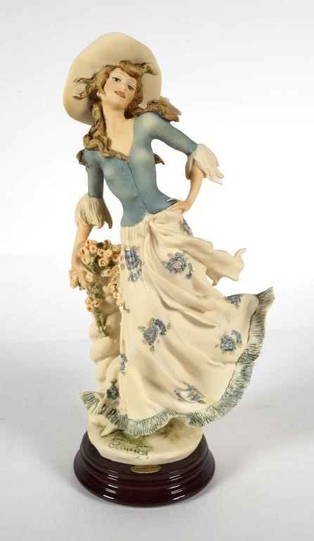 GIUSEPPE ARMANI FIGURINE 0390C