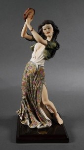 GIUSEPPE ARMANI FIGURINE 0417C