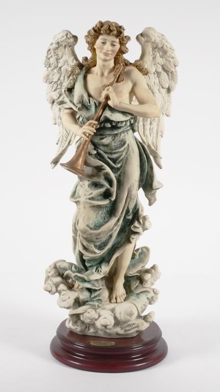 GIUSEPPE ARMANI FIGURINE 1032C