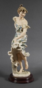GIUSEPPE ARMANI FIGURINE 345C