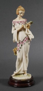 GIUSEPPE ARMANI FIGURINE 400C